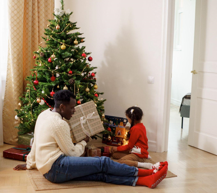 The King of Christmas Meets Mindfulness: How a Small Artificial Christmas Tree Can Help