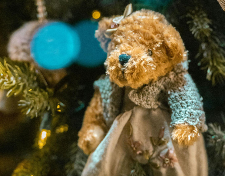 Decorating Your Christmas Tree for a Joyful Holiday